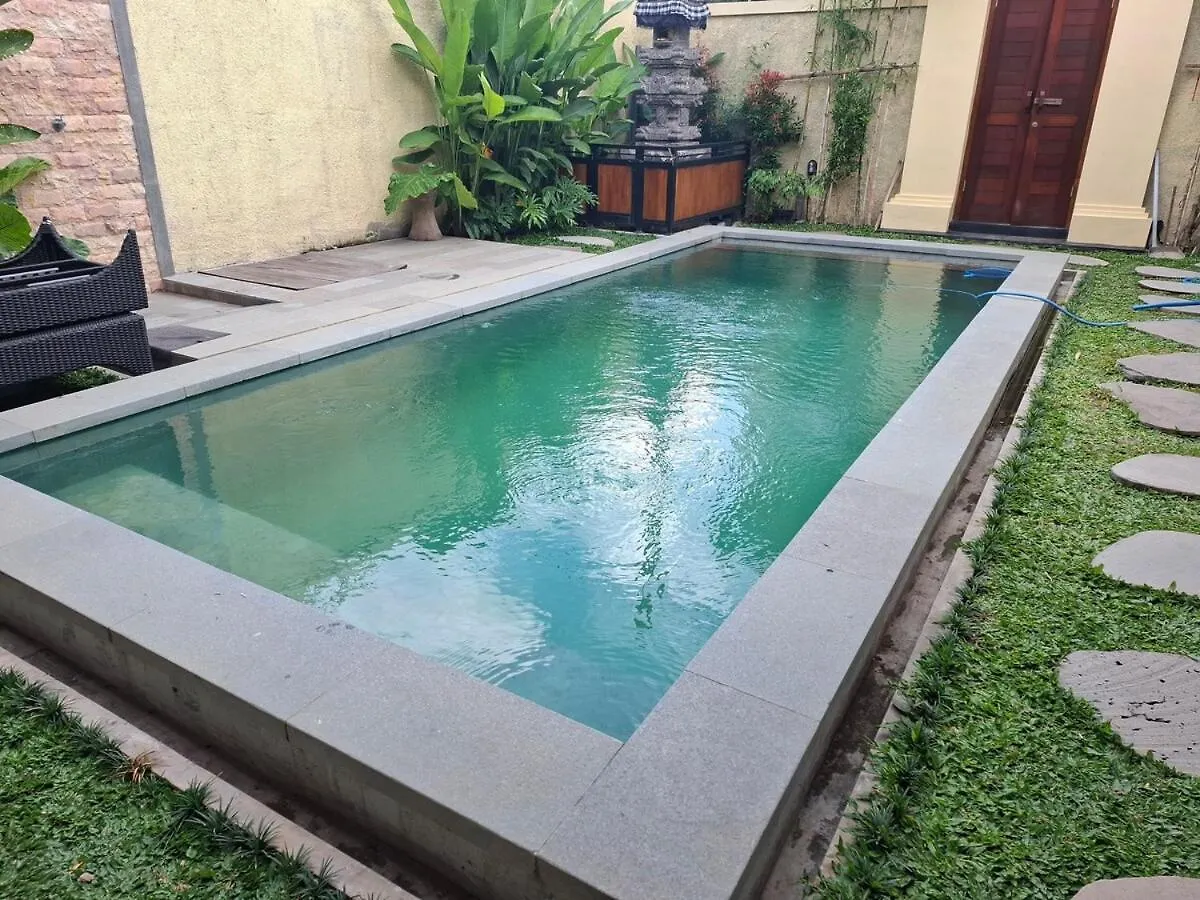 Red'A House Ubud Villa