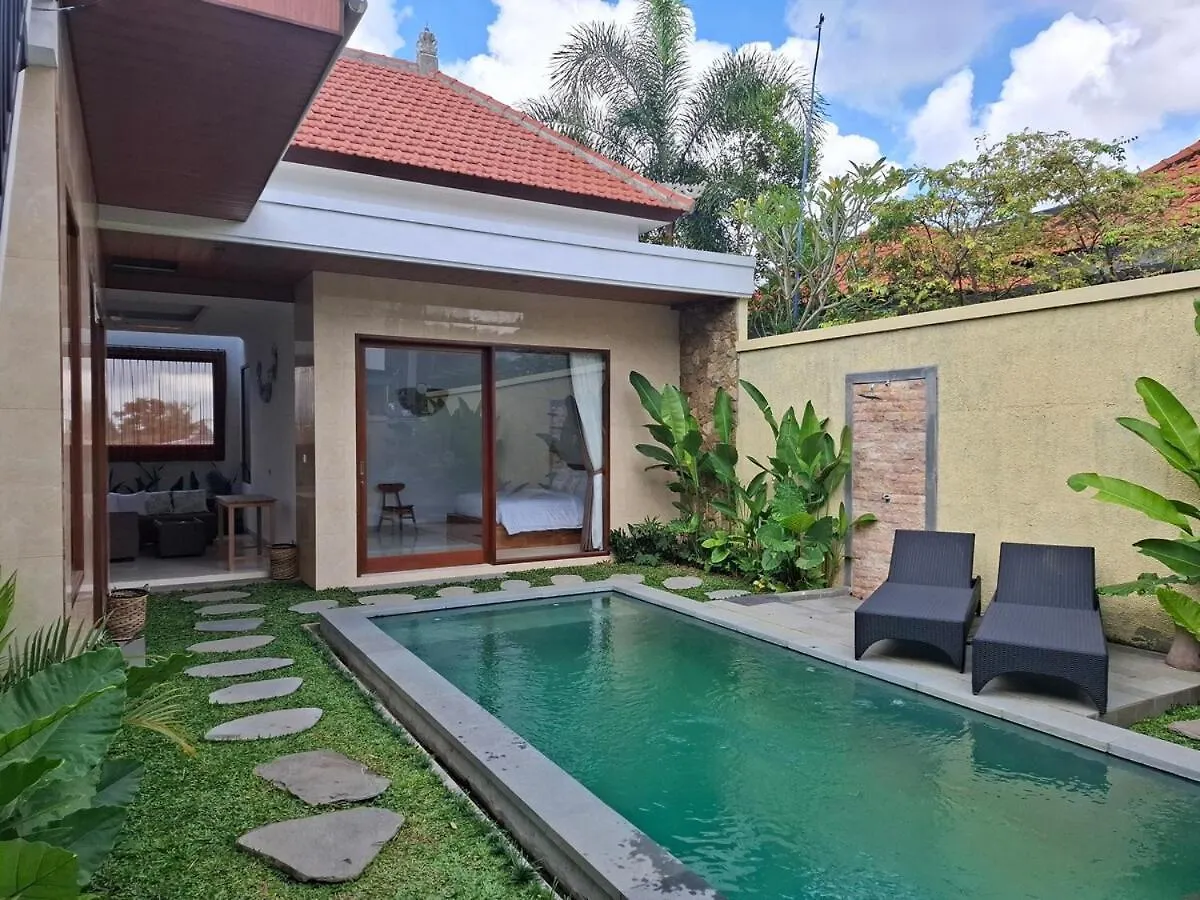 Red'A House Ubud Villa